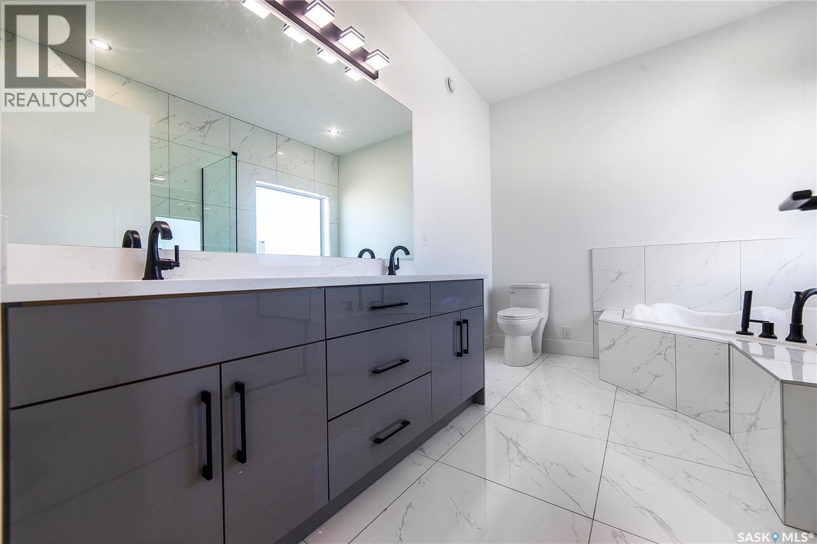 447 WOOLF BEND - 32