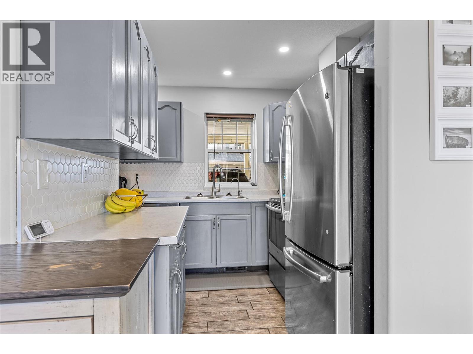 2395 Pleasant Valley Road Unit# 14, Armstrong