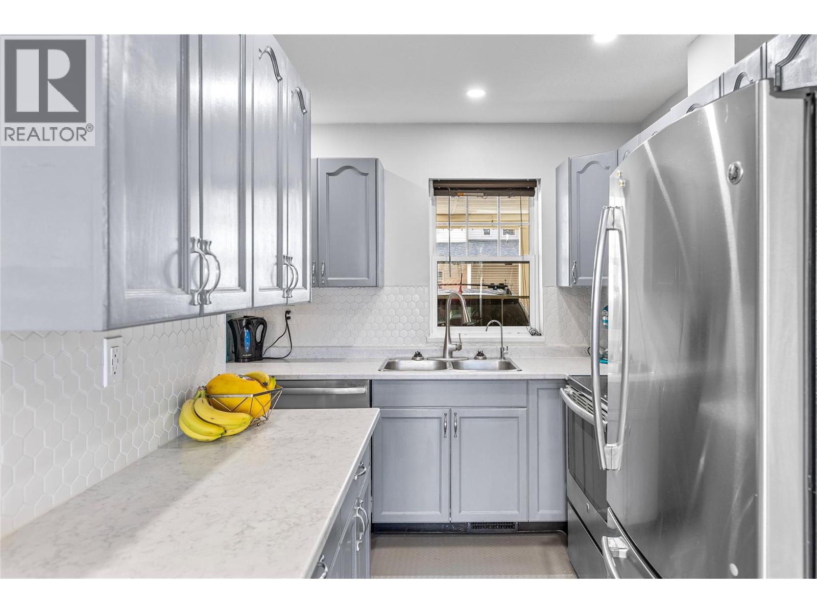 2395 Pleasant Valley Road Unit# 14, Armstrong