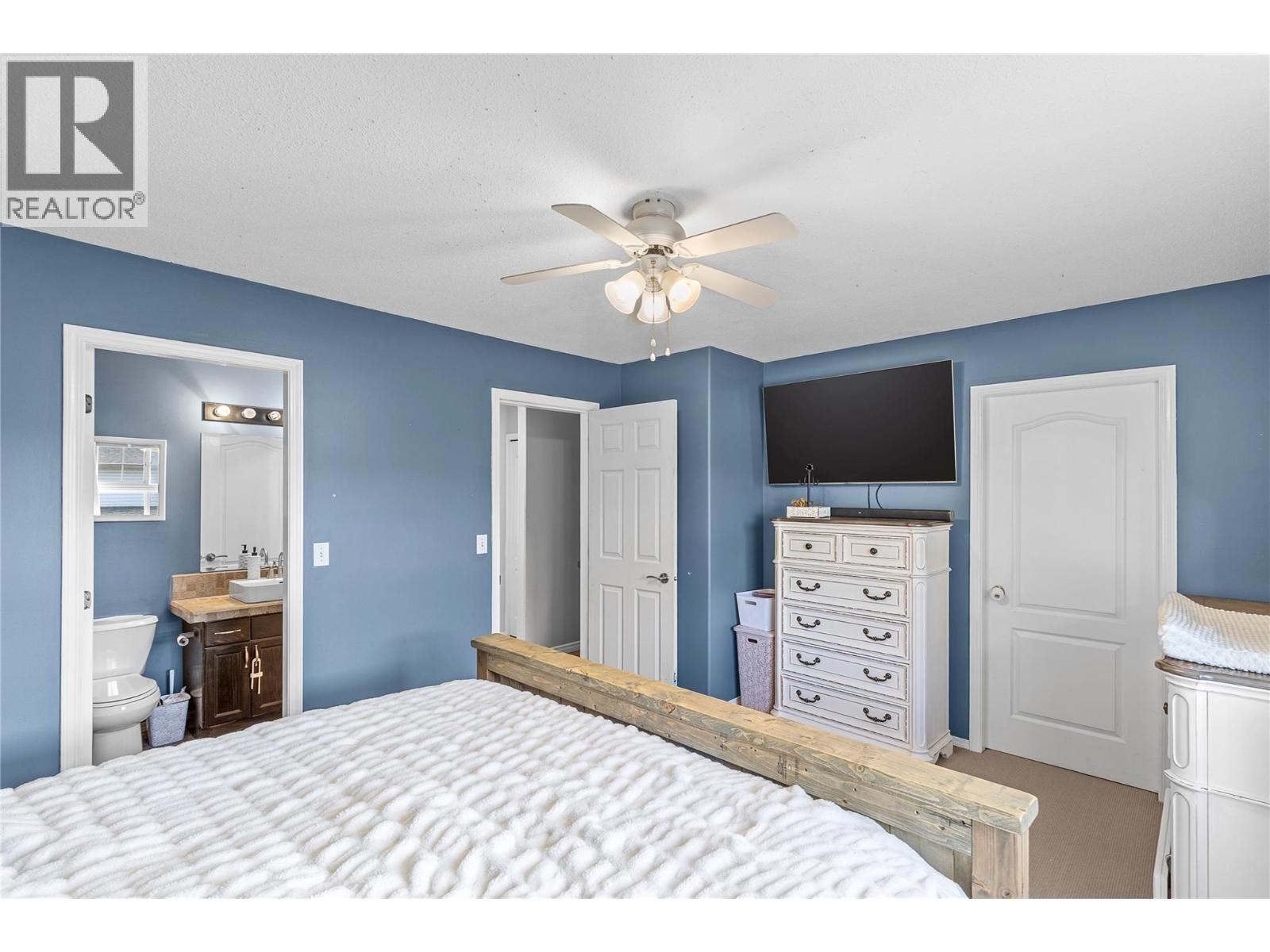 2395 Pleasant Valley Road Unit# 14, Armstrong