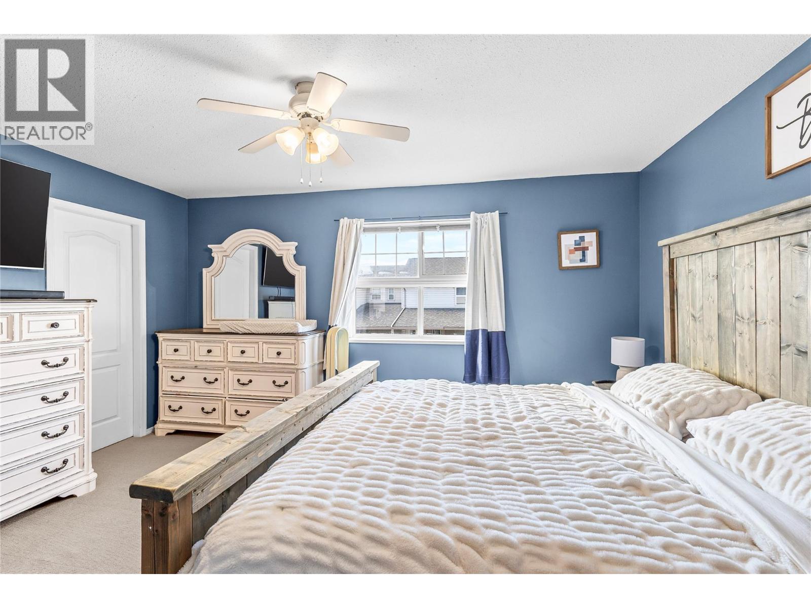 2395 Pleasant Valley Road Unit# 14, Armstrong