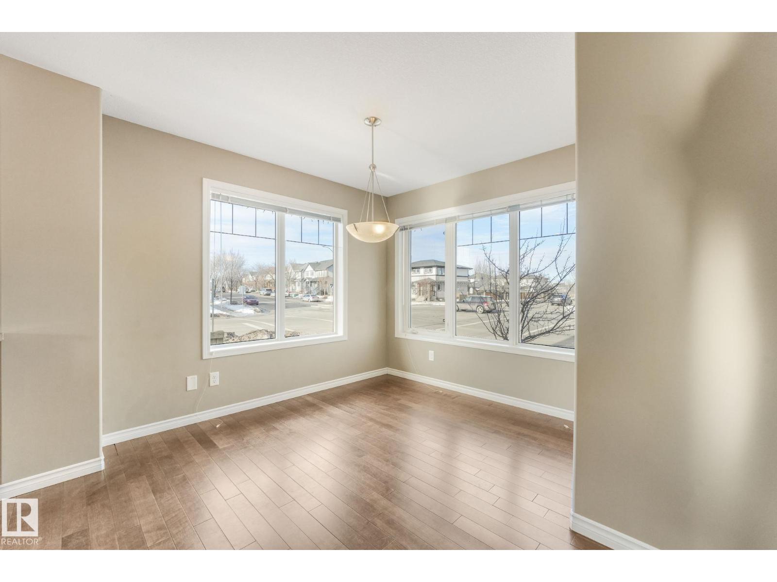 385 SECORD BV NW, Edmonton