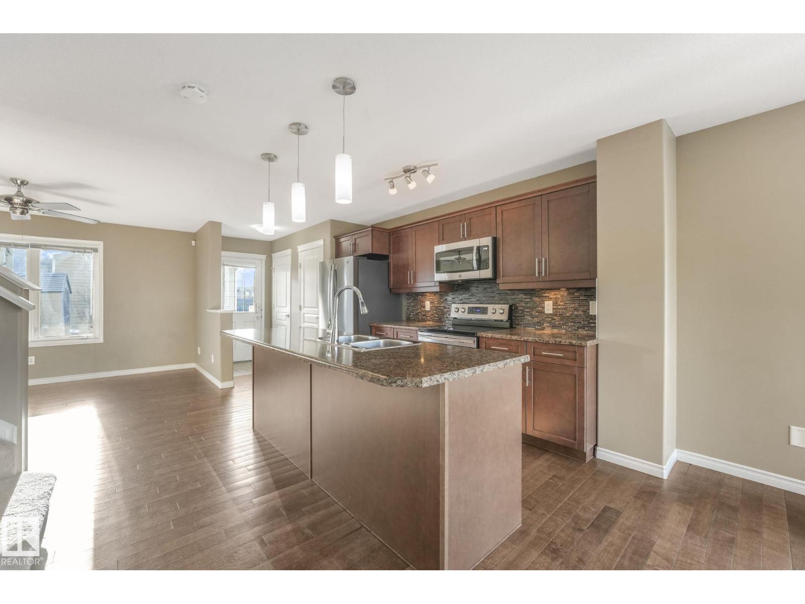 385 SECORD BV NW, Edmonton