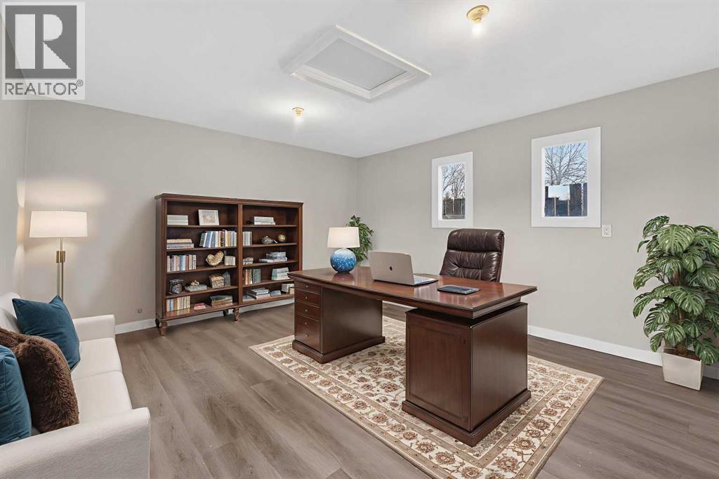 Single Family House 4 Level for Sale in  Lynnview Way SE Ogden Calgary 