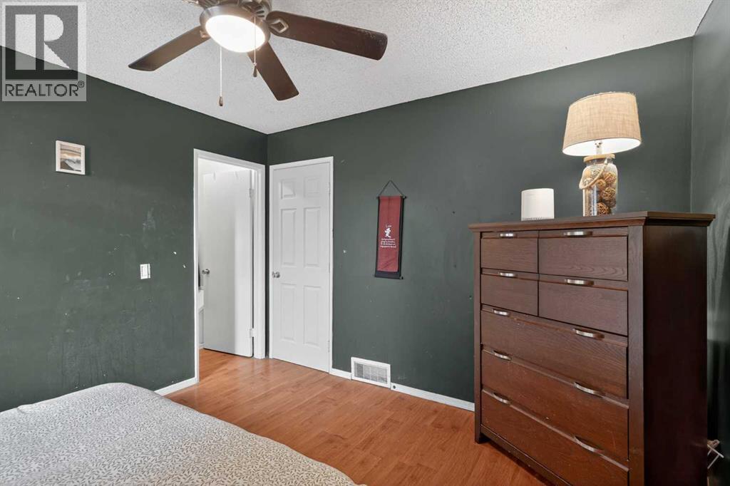 Single Family House for Sale in   Ranchview Drive NW Ranchlands Calgary 