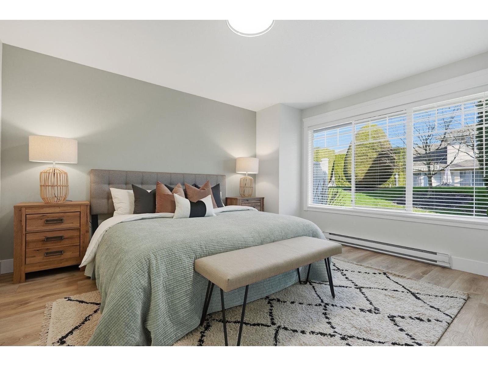 100 8737 212 STREET, Langley