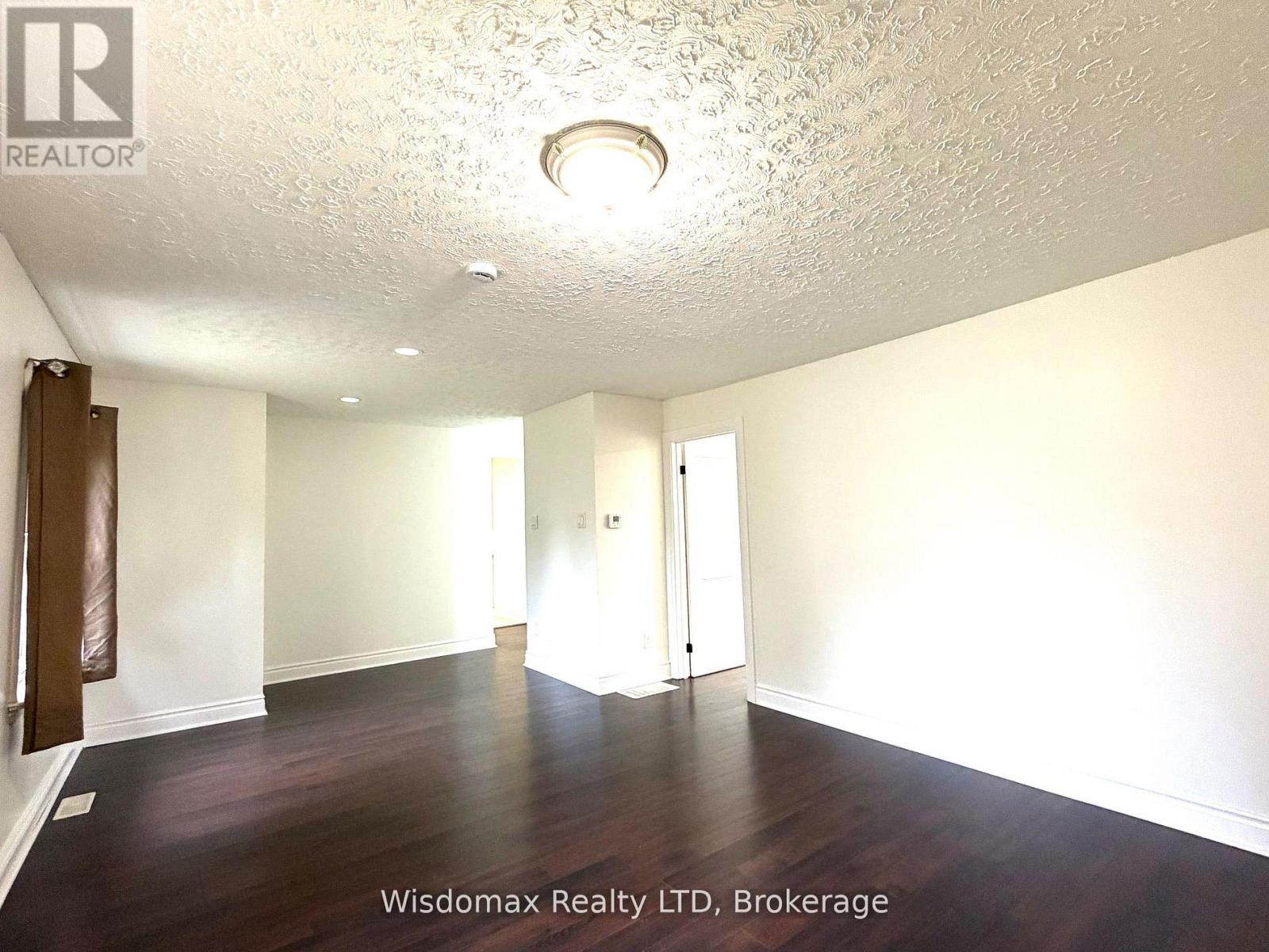 6481 Erwin Unit mainfloor photo 3