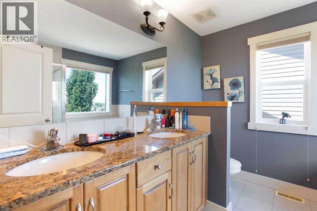 Single Family House for Sale in  Panamount Road NW Panorama Hills Calgary 