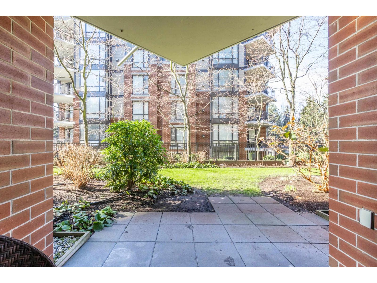 103 1551 FOSTER STREET, White Rock