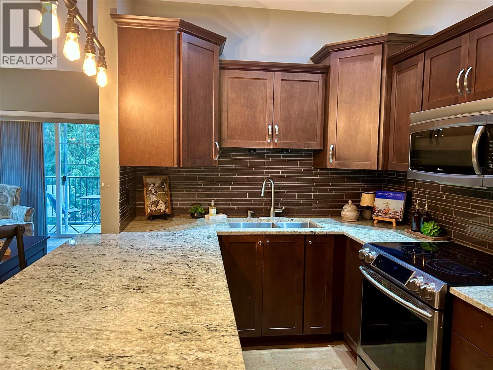 2011 PERRIER Road Unit# 203, Nelson