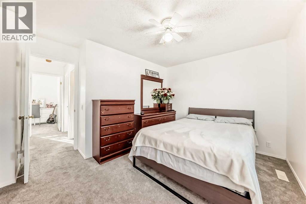 Single Family House for Sale in  Hidden Crescent NW Hidden Valley Calgary 