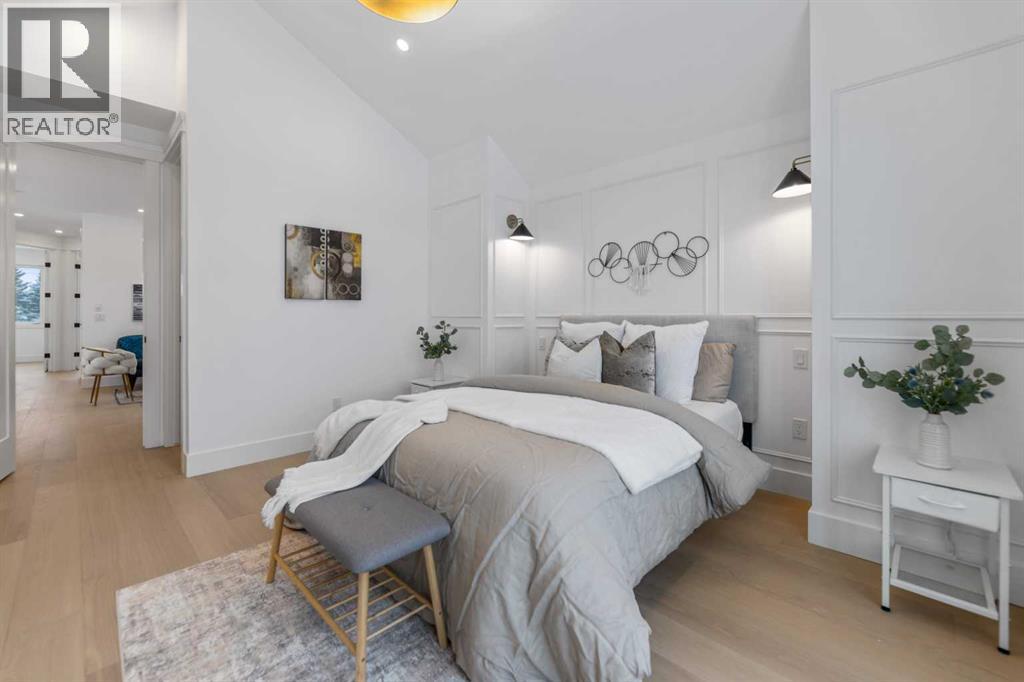 Single Family House for Sale in   Avenue SW North Glenmore Park Calgary 