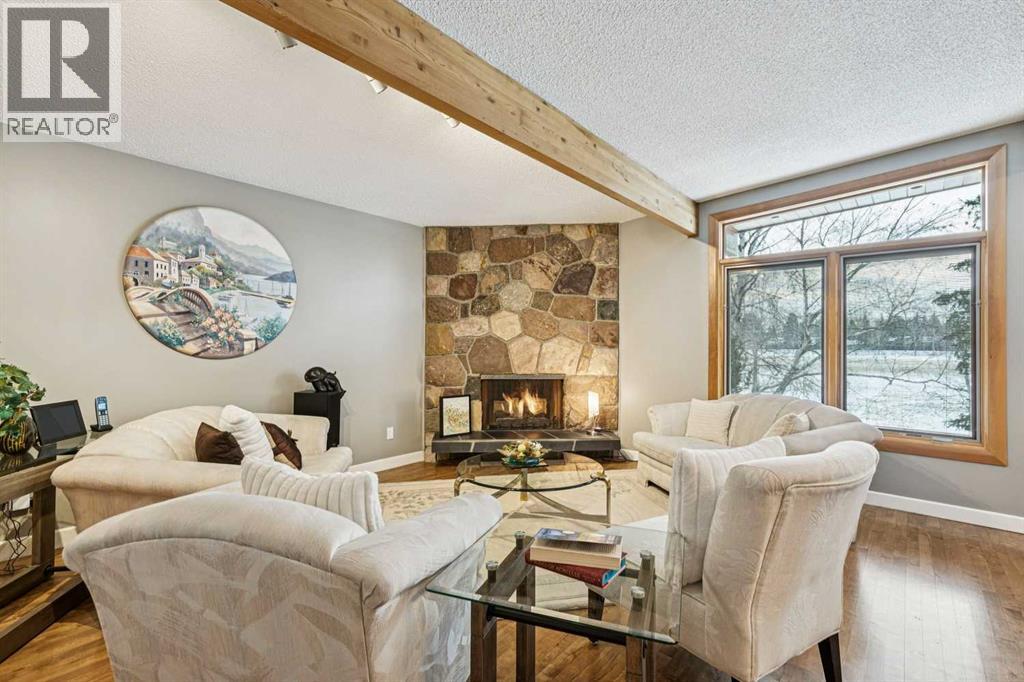 Single Family House Bungalow for Sale in  Vardana Place NW Varsity Calgary 