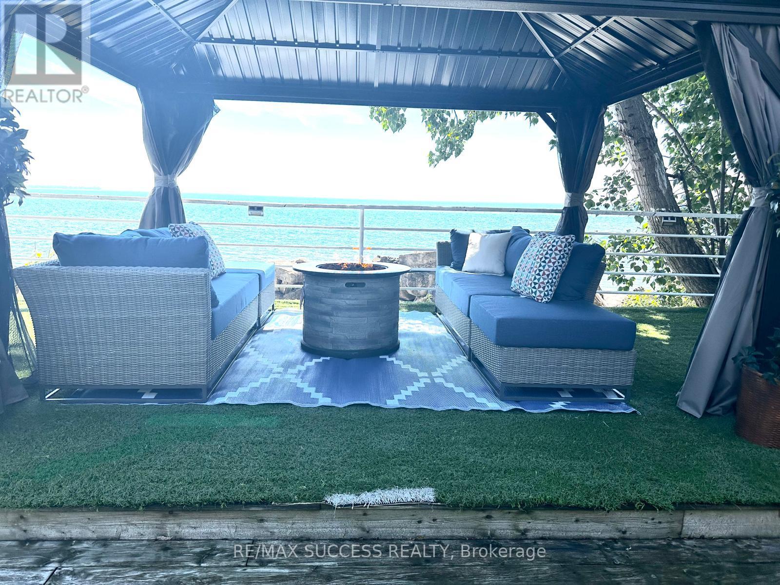 2738 NORTH SHORE DRIVE - 4