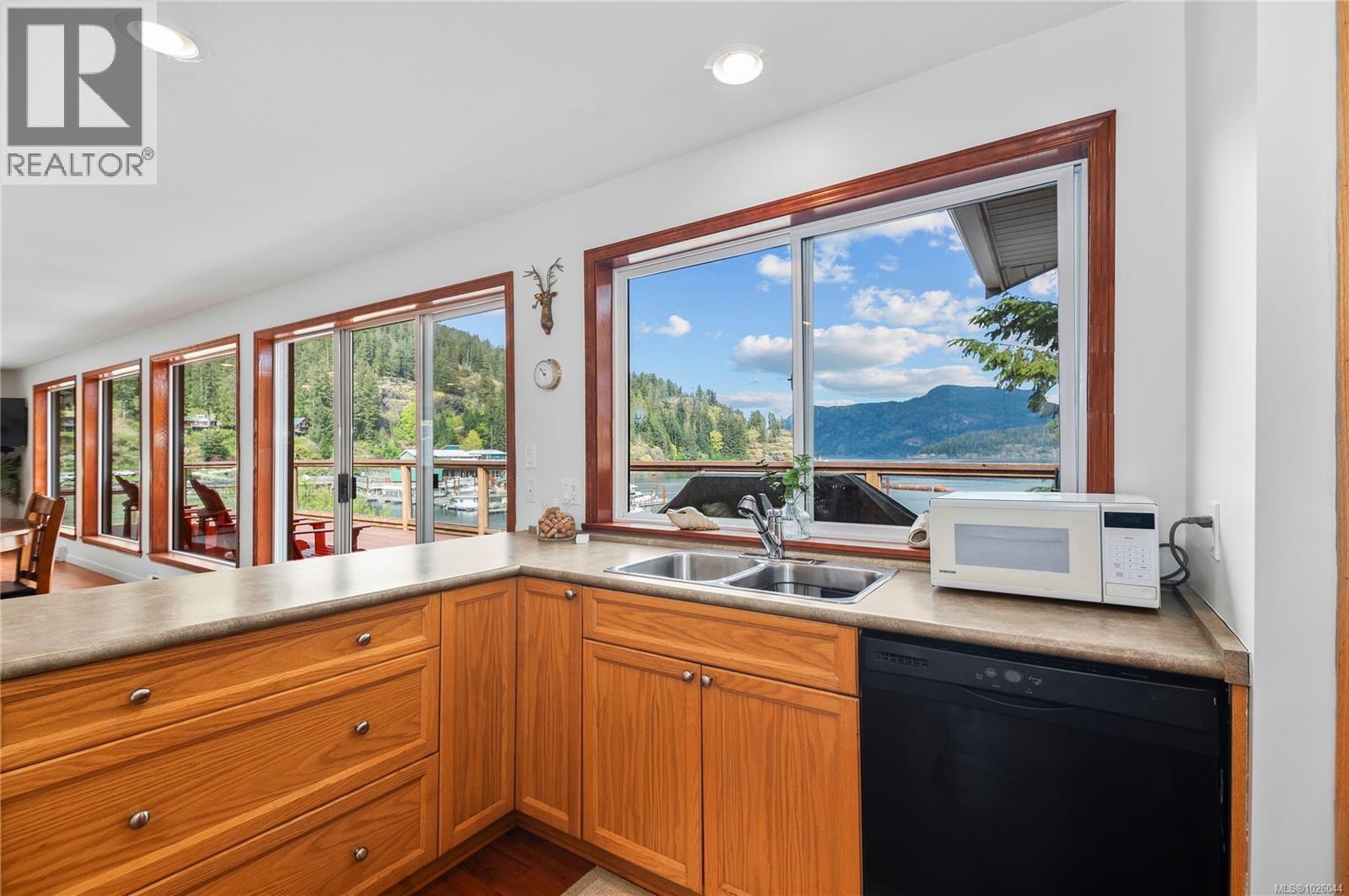 15078 Ripple Rock Rd, Campbell River