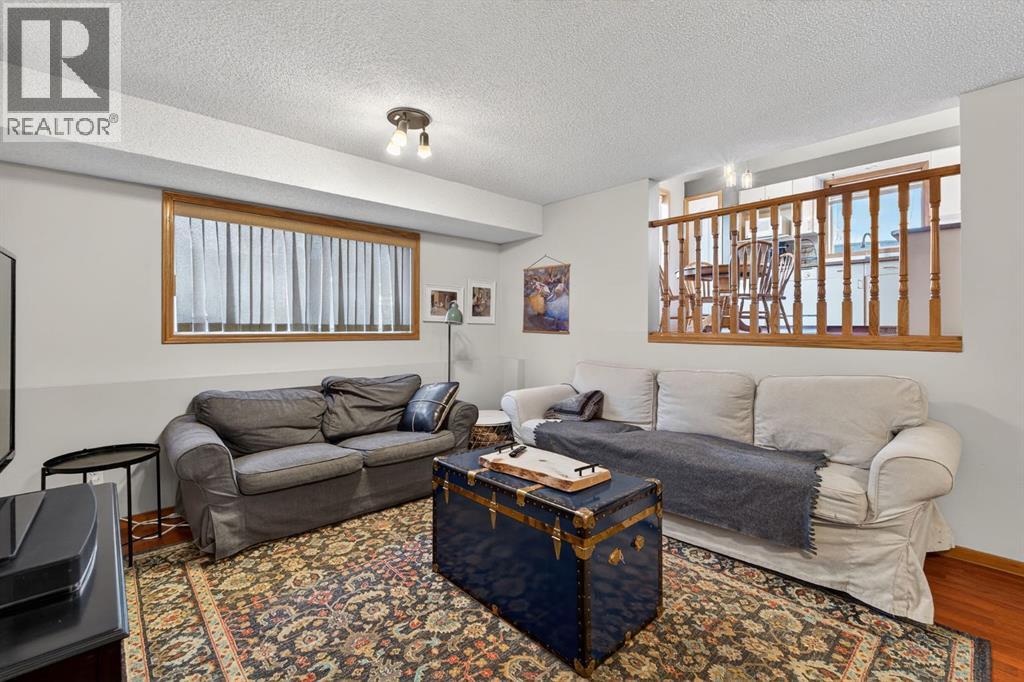 Single Family House 4 Level for Sale in  Coventry Green NE Coventry Hills Calgary 