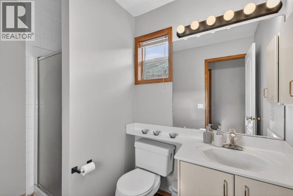 Single Family House 4 Level for Sale in  Coventry Green NE Coventry Hills Calgary 