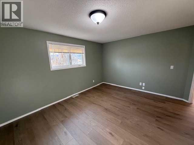 Single Family House Bungalow for Sale in  Birchwood Close Bankview Drumheller 
