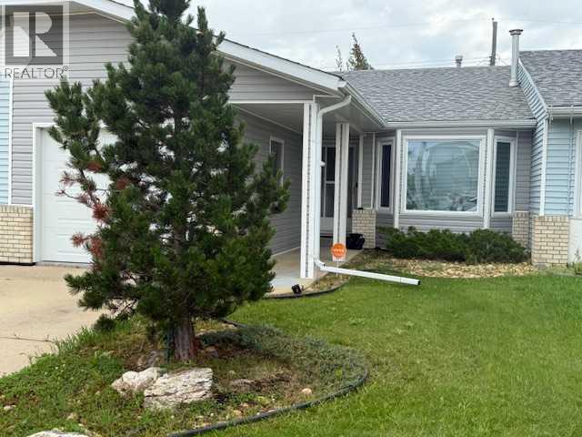Single Family House Bungalow for Sale in  Birchwood Close Bankview Drumheller 