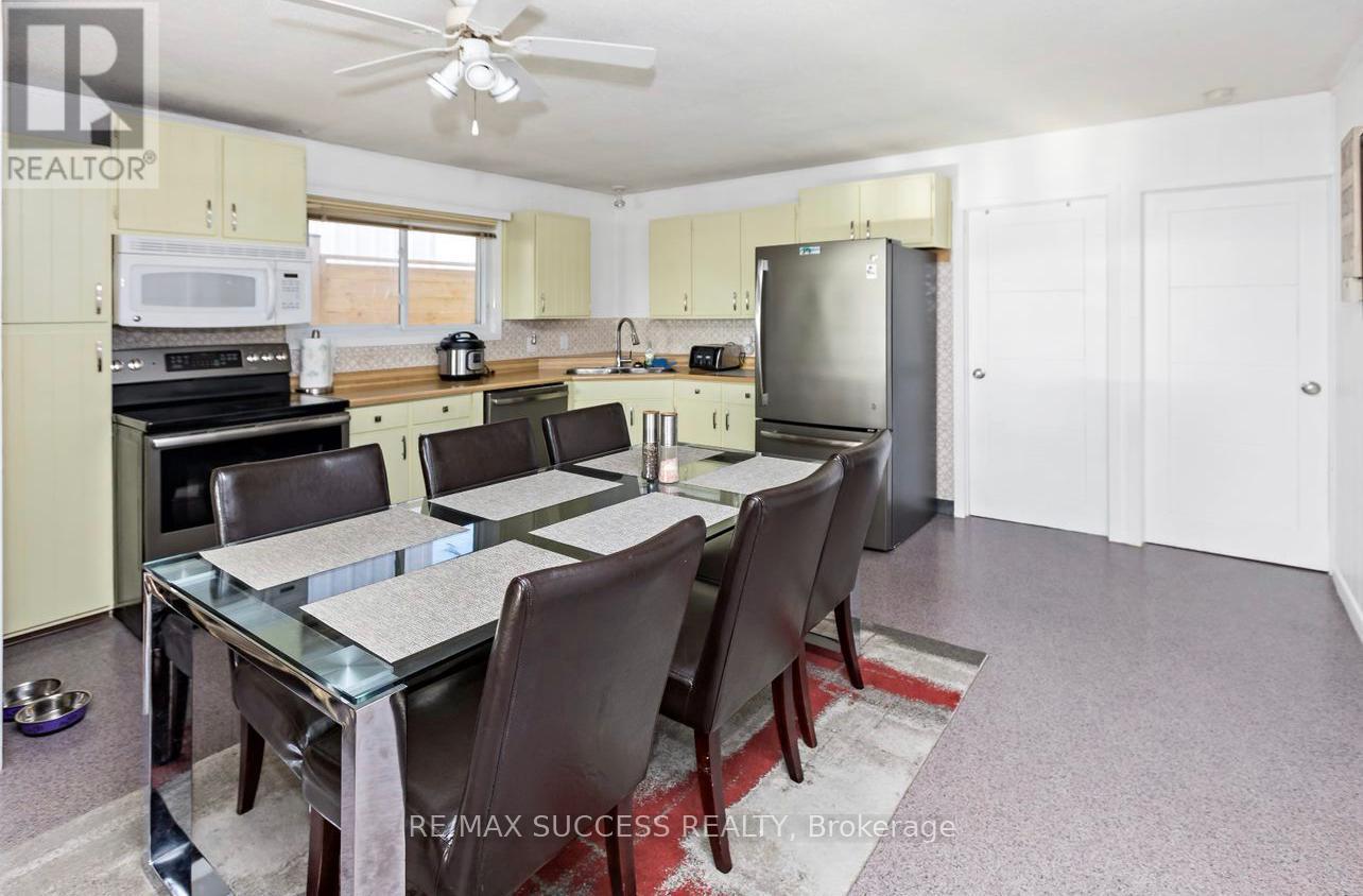 2738 NORTH SHORE DRIVE - 45