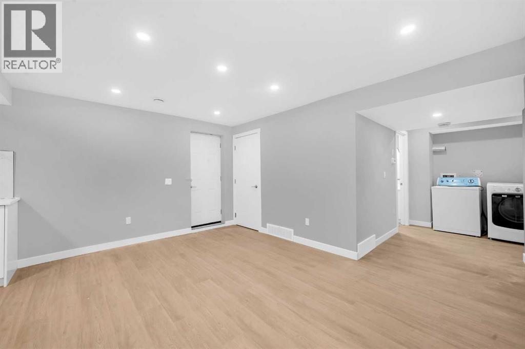 Single Family House Bungalow for Sale in  Falwood Way NE Falconridge Calgary 