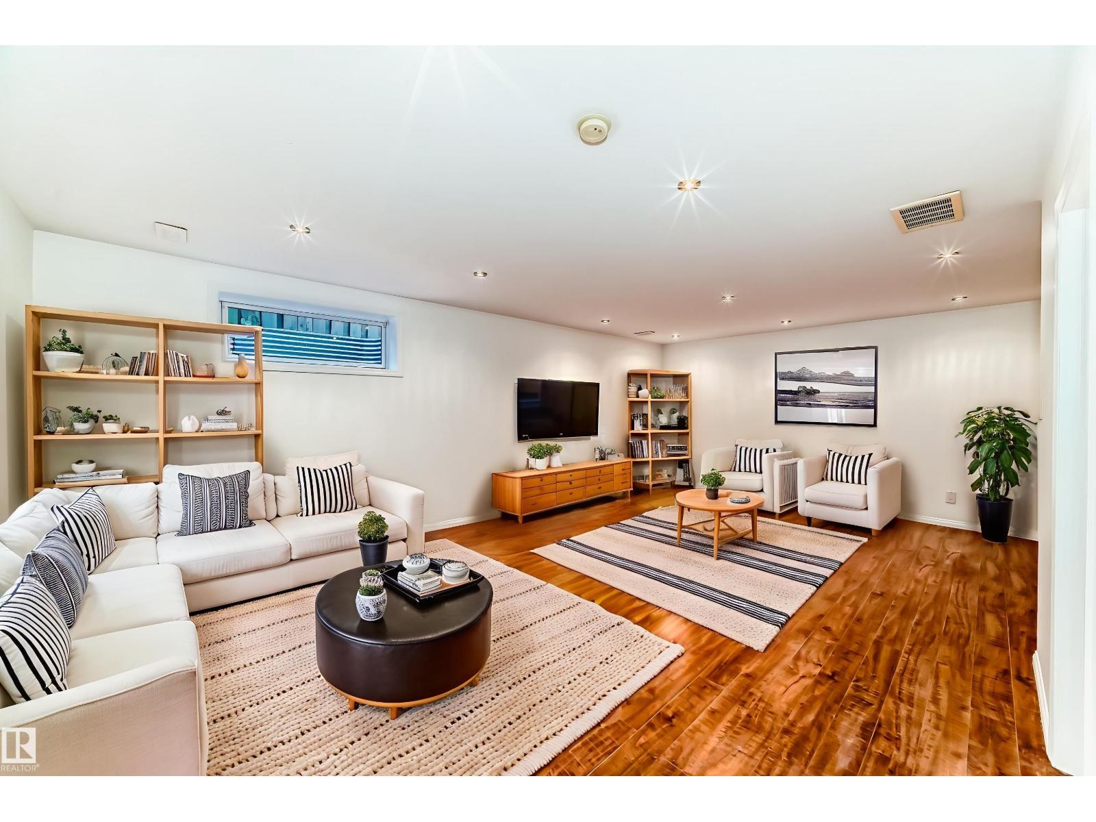 4604 202 ST NW, Edmonton