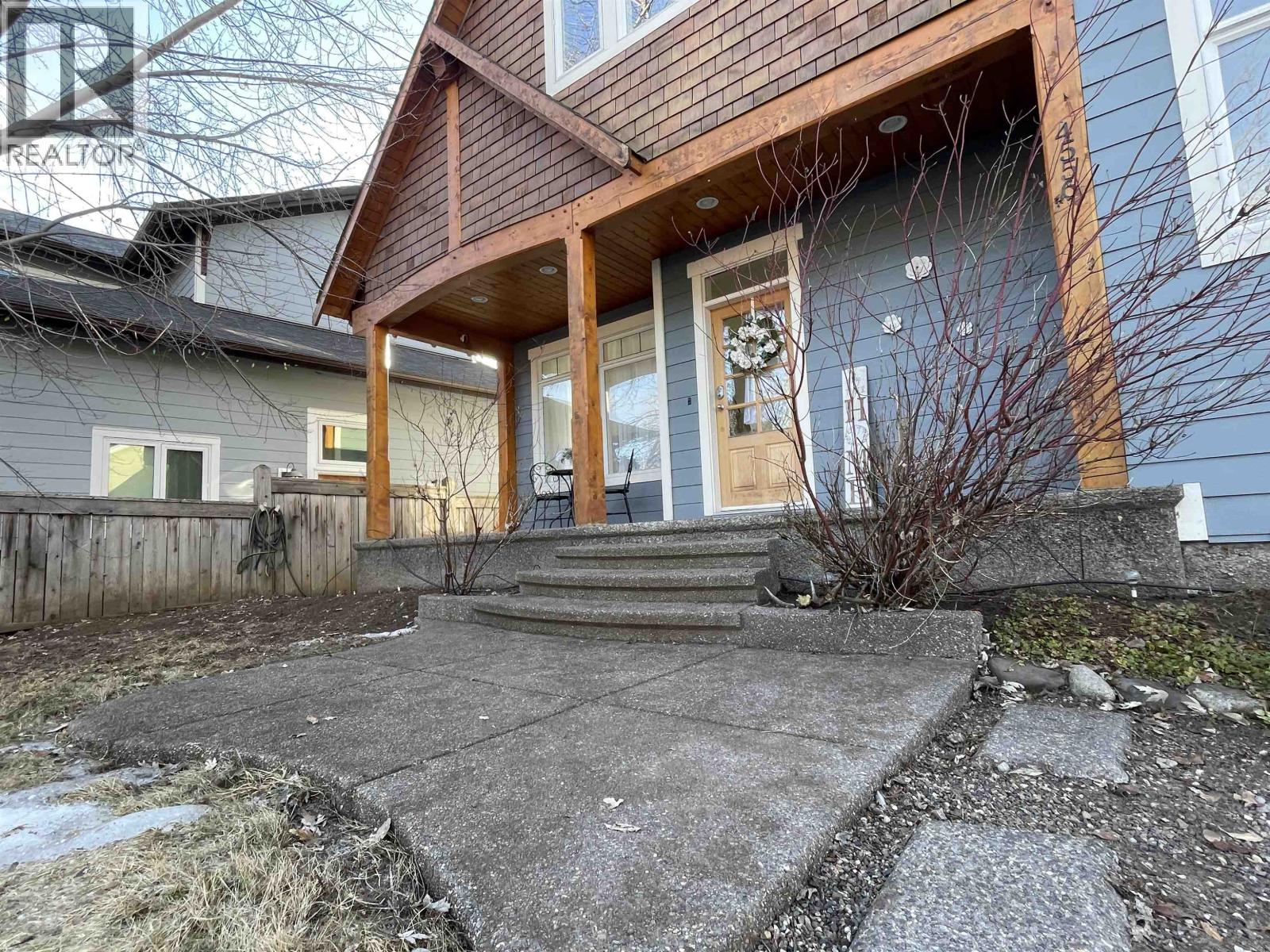 4556 SCHIBLI Street, Smithers