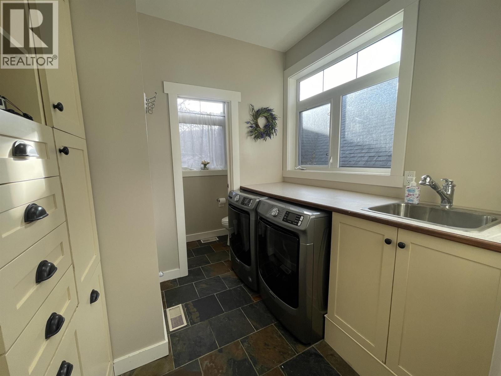 4556 SCHIBLI Street, Smithers