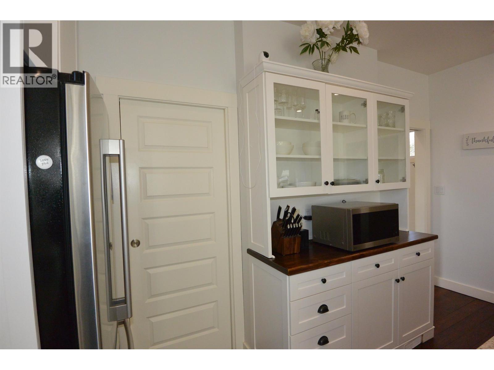 4556 SCHIBLI Street, Smithers