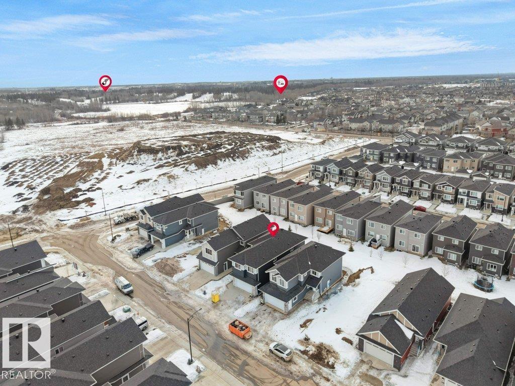 3312 Chickadee Dr NW, Edmonton