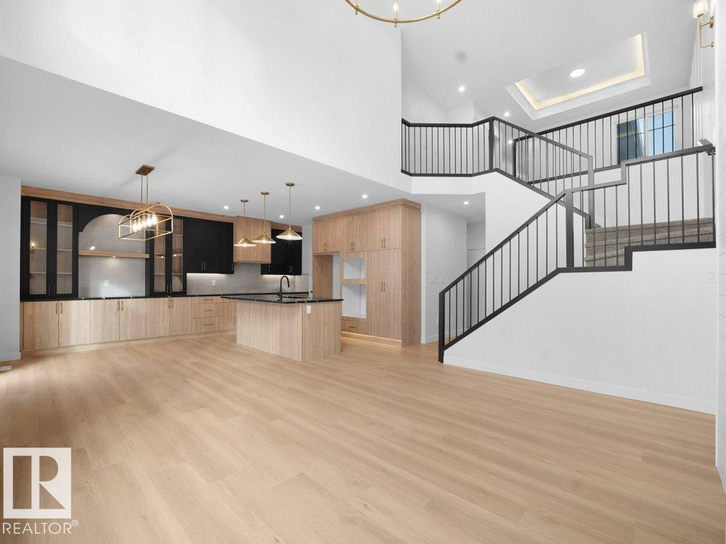 3312 Chickadee Dr NW, Edmonton