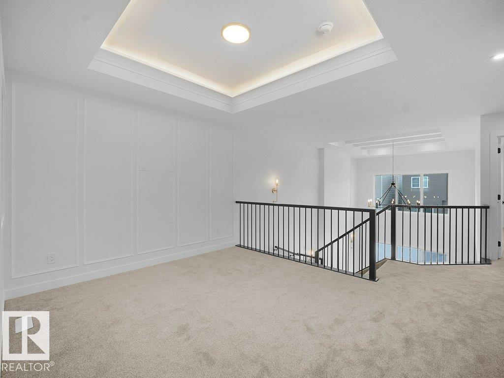 3312 Chickadee Dr NW, Edmonton