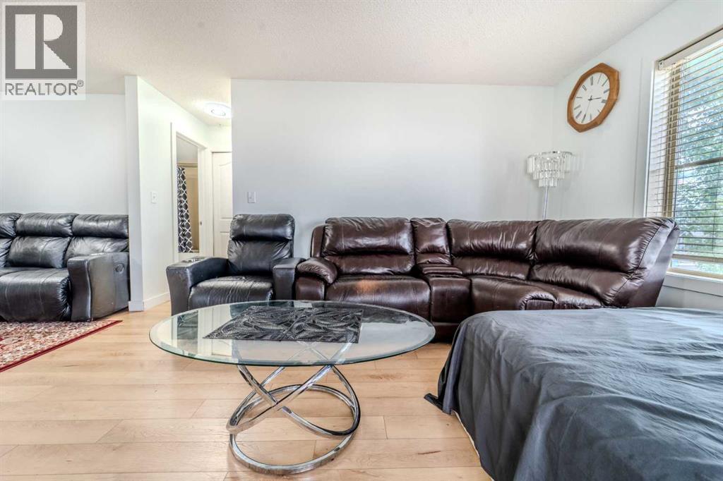 Single Family House for Sale in    Avenue NE Saddle Ridge Calgary 