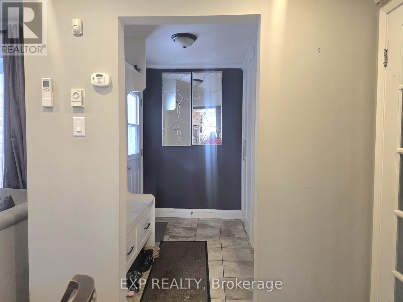 #44 700 HARMONY ROAD N - 9