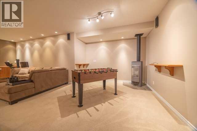 Single Family House for Sale in  Crestmont Way SW Crestmont Calgary 