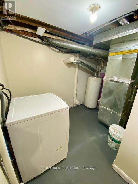 Utility room 2