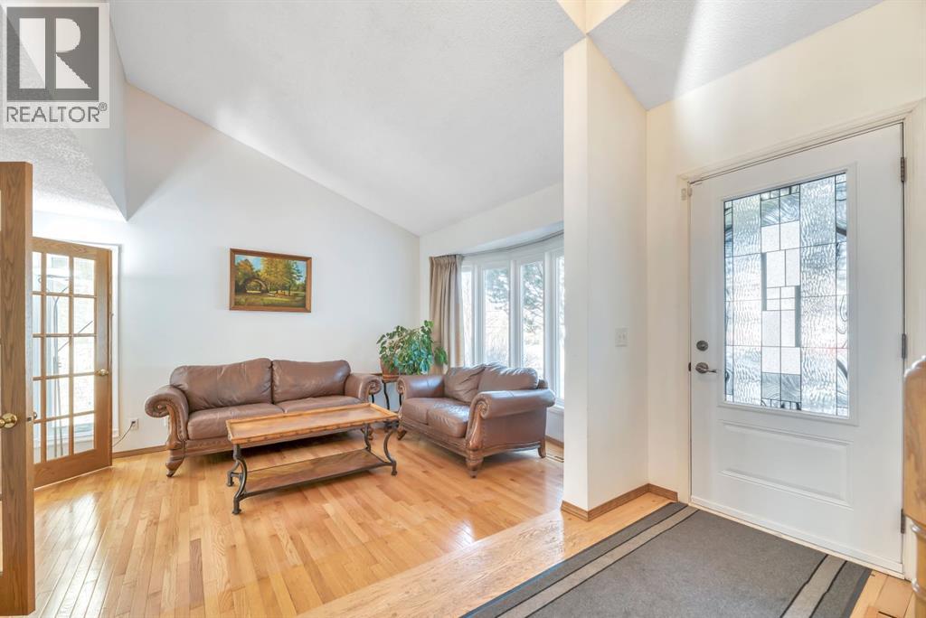 Single Family House for Sale in  Hawkwood Boulevard NW Hawkwood Calgary 