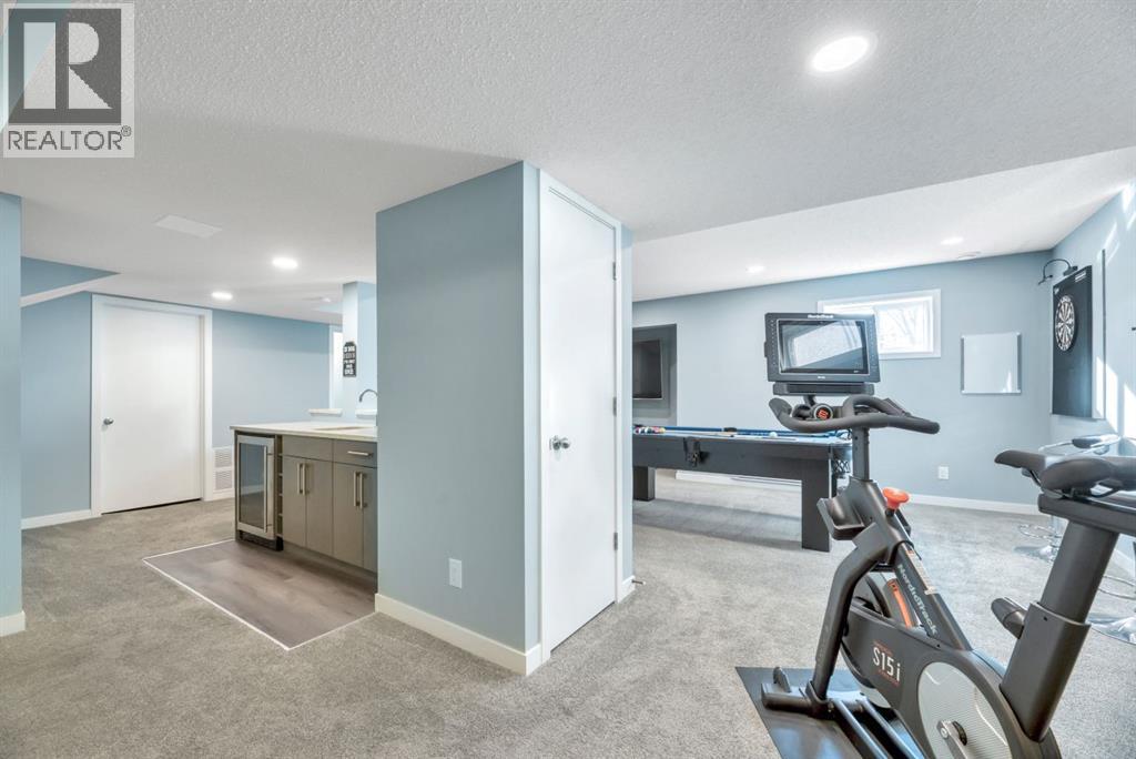 Single Family House for Sale in  Hawkwood Boulevard NW Hawkwood Calgary 