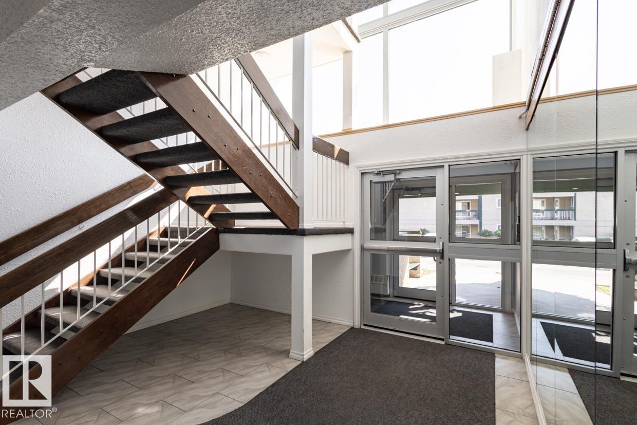 #311 1624 48 ST NW, Edmonton