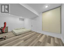 261 Country Hill Drive, Kitchener, ON N2E2C1 Photo 20