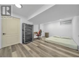 261 Country Hill Drive, Kitchener, ON N2E2C1 Photo 18