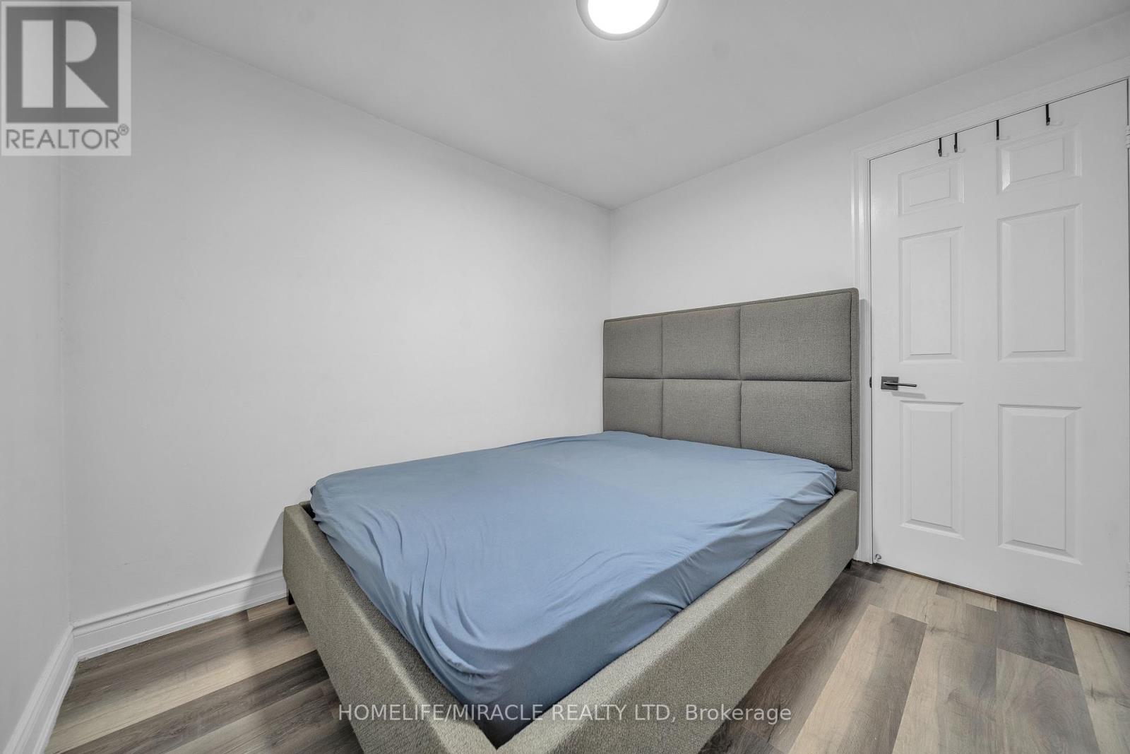 261 COUNTRY HILL DRIVE - 12