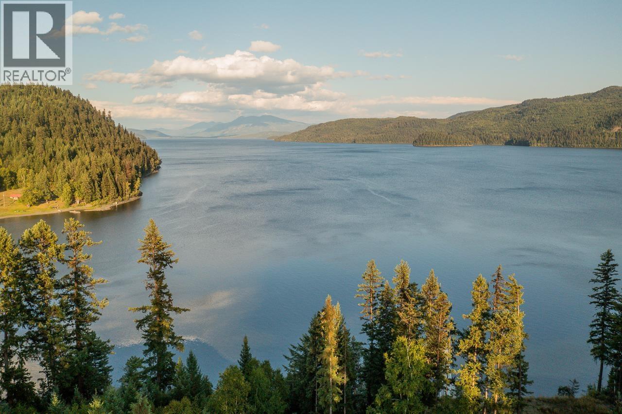 7460 RUFFELL ROAD, Canim Lake