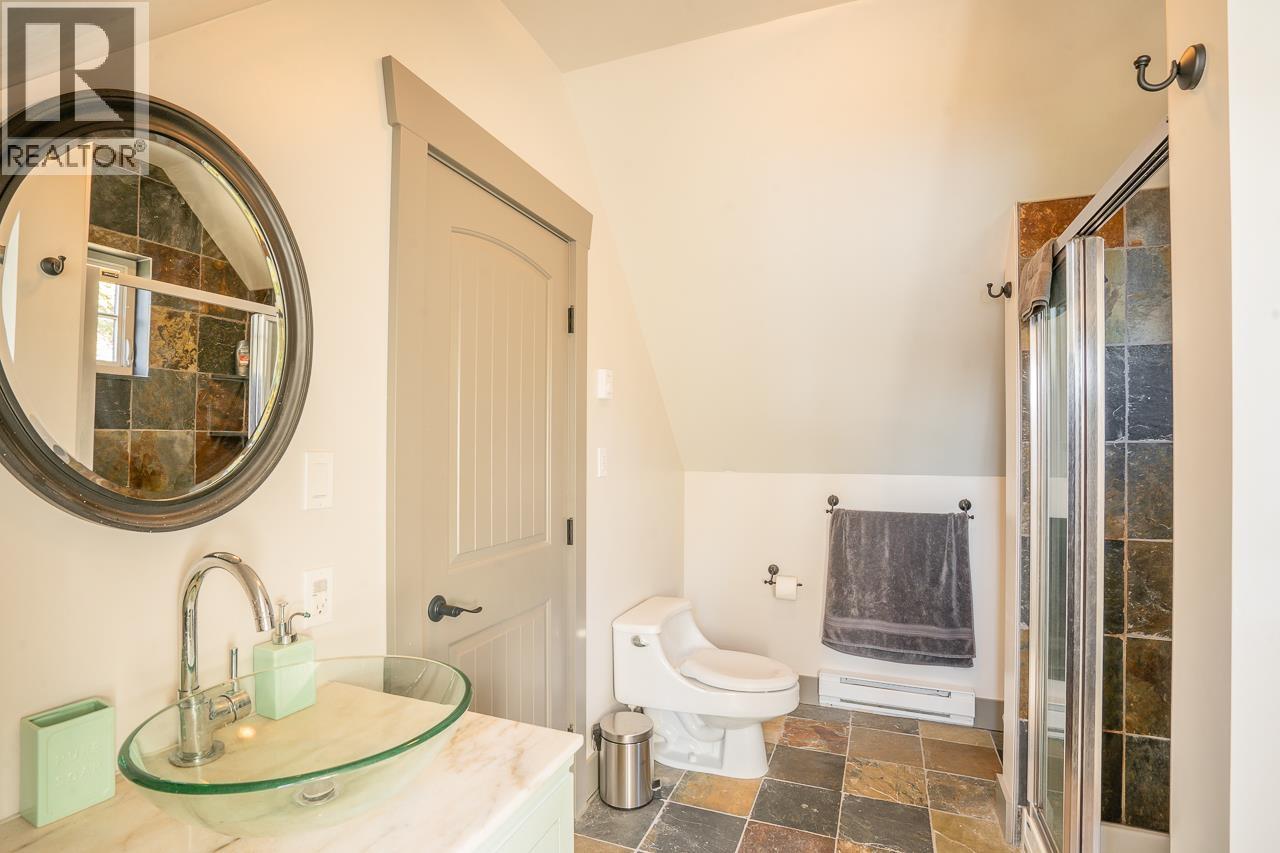 7460 RUFFELL ROAD - 22