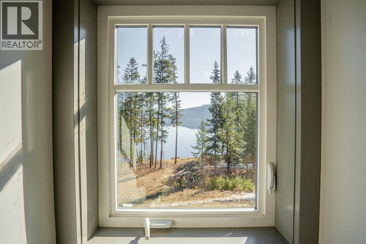 7460 RUFFELL ROAD, Canim Lake