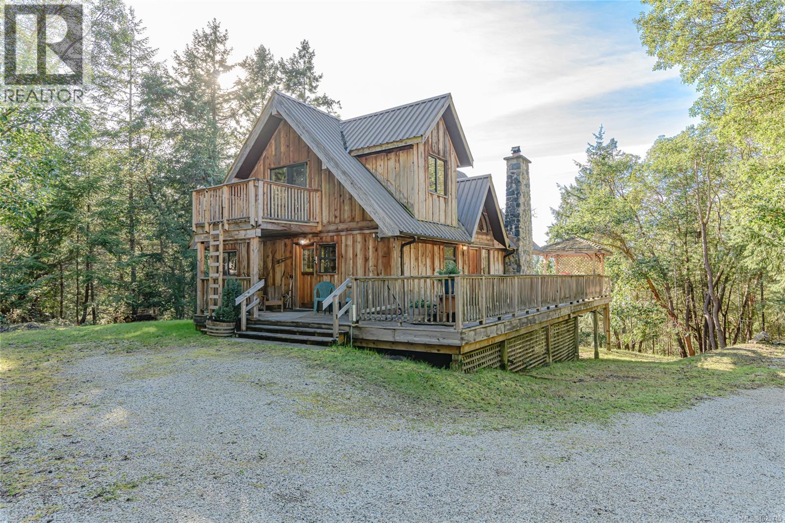 160 West Eagle Dr - Photo 2 of 44, Salt Spring, British Columbia