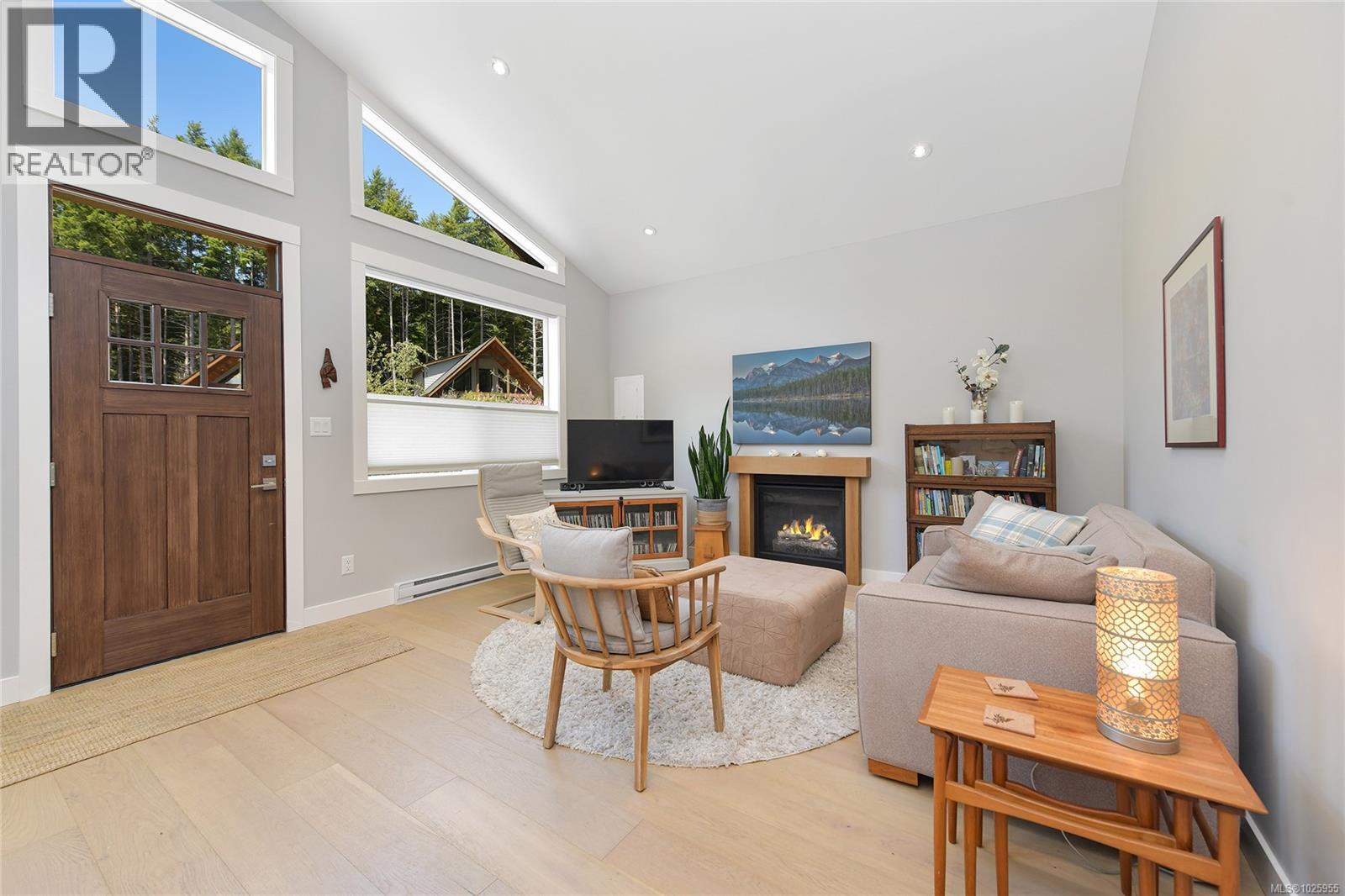  3822 TRAILHEAD Drive, Sooke