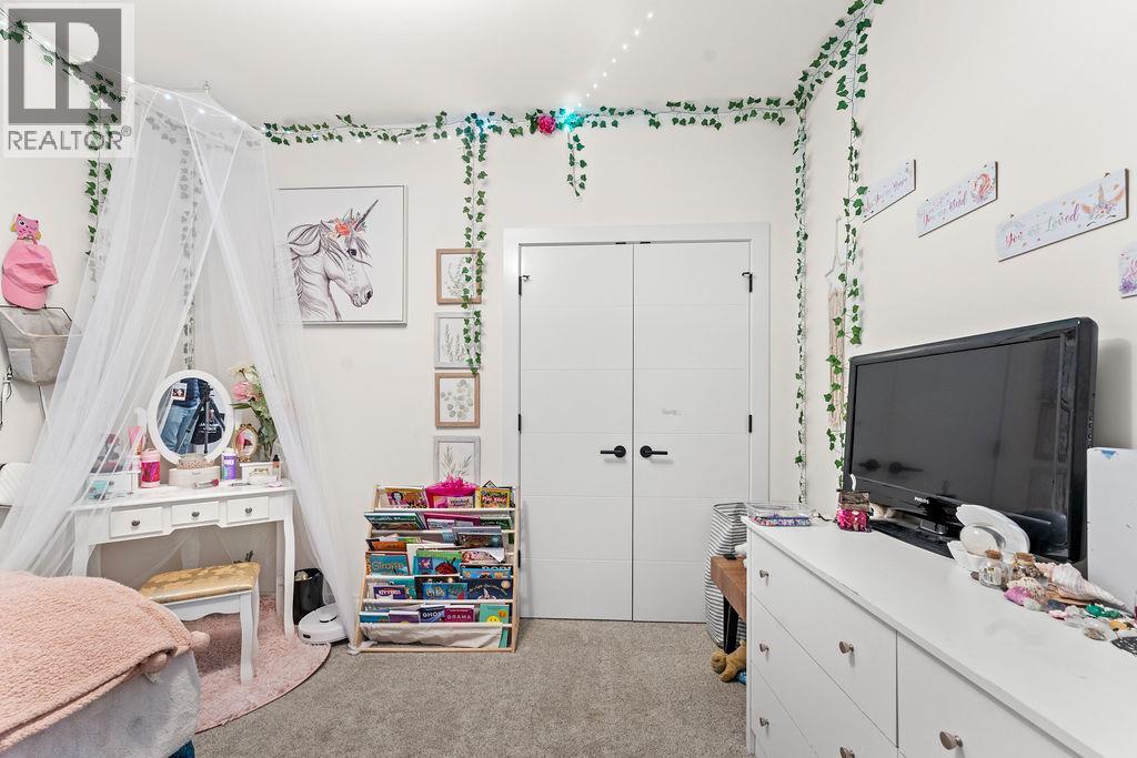 544 EDINBURGH Court, Kamloops