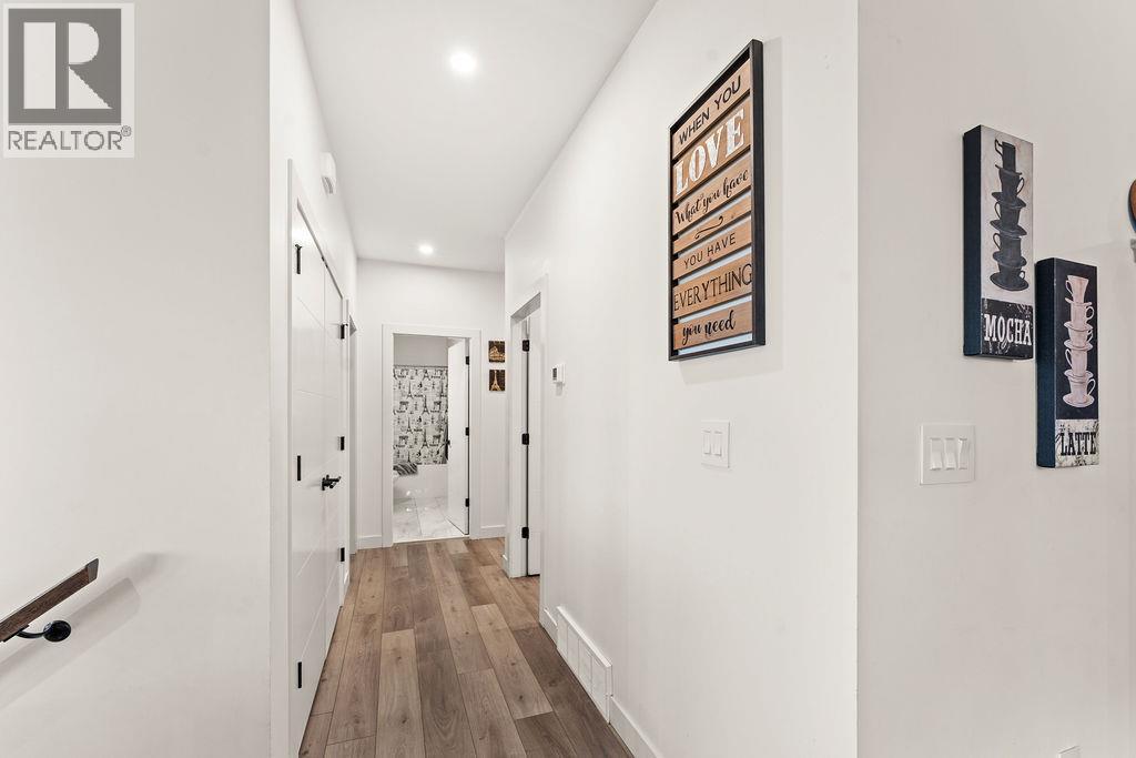 544 EDINBURGH Court, Kamloops