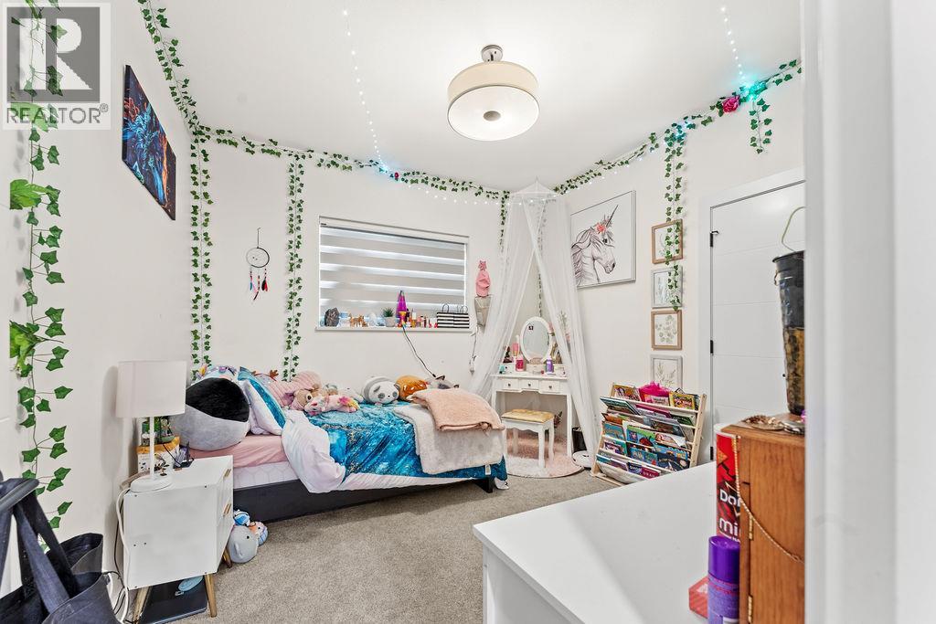 544 EDINBURGH Court, Kamloops